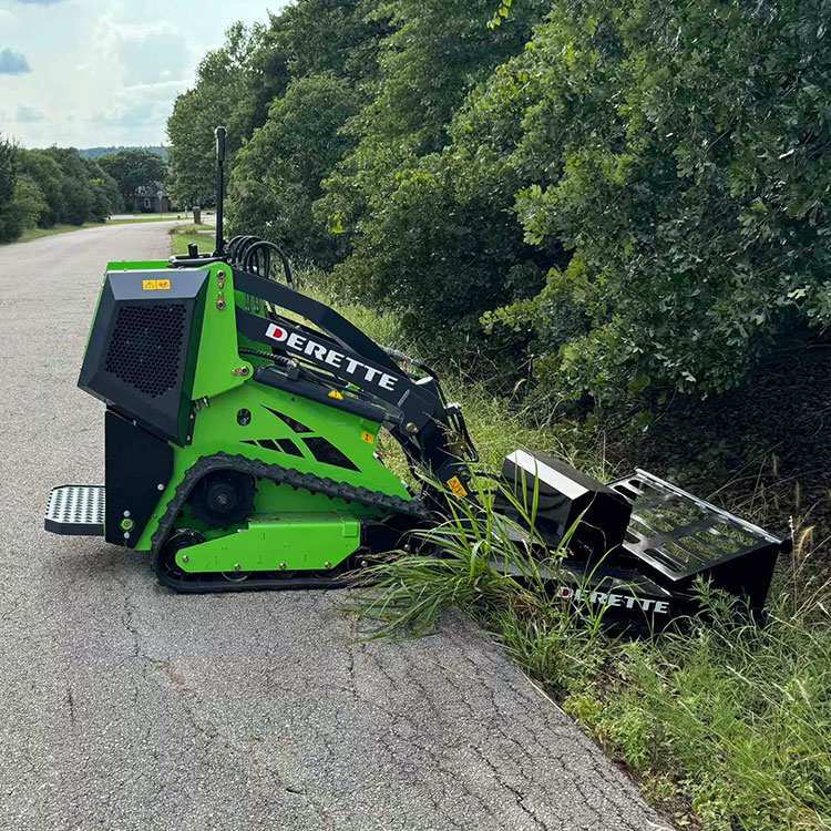 Mini skid steer loader 450T with Bush Cutter